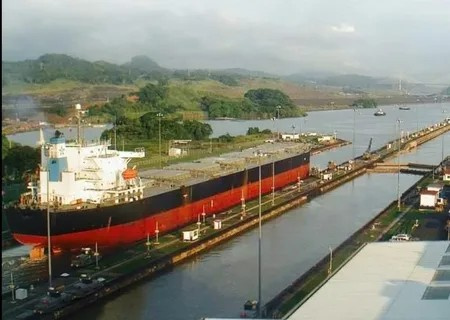 EPTALOFOS vessel photo