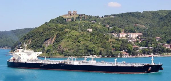 DELTA KANARIS vessel photo