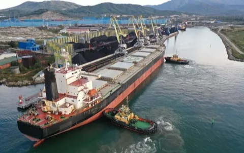 NEA IONIA vessel photo